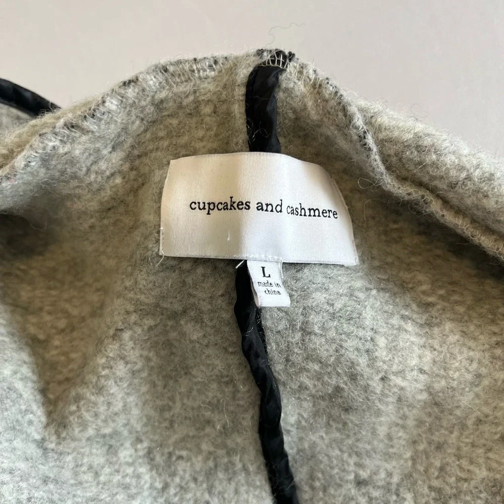 Cupcakes and Cashmere gray open front jacket heavy sweater wool blend L